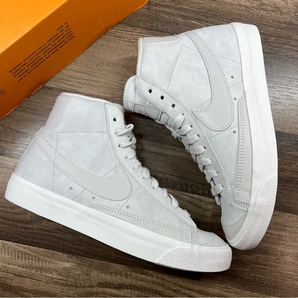 Nike Blazer Mid PRM MF Photon Dust - Picture 3 of 7